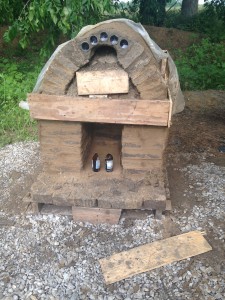 Finished cob oven after drying overnight. (Still not dry enough for pizza-baking though!) Photo by Clair
